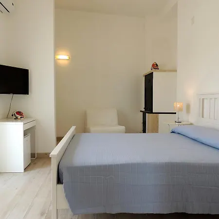 Le Fiche D'india Πανσιόν Giuggianello